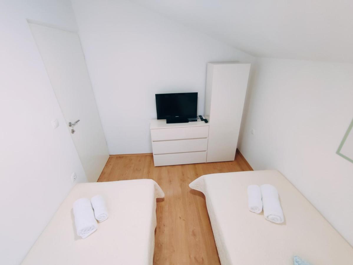 Apartment Prominac Задар Екстер'єр фото